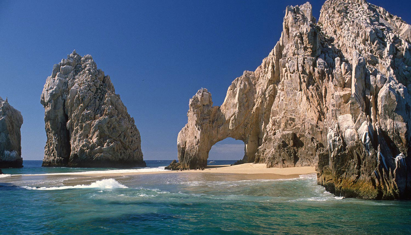 Los Cabos Vacation Guide: Top Resorts, Culinary Experiences & Outdoor Adventure